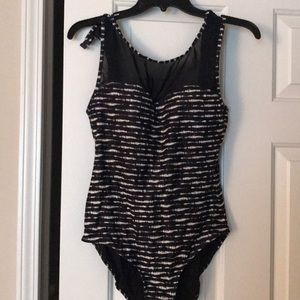 Black and white swim suit